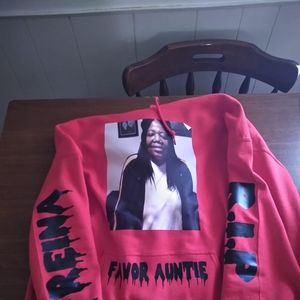 Meet your Posher, Ace